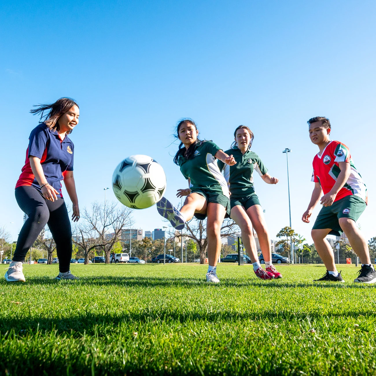 他凭借出色 他凭借出色